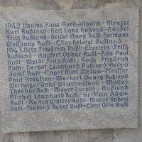 Tribut an den Krieg